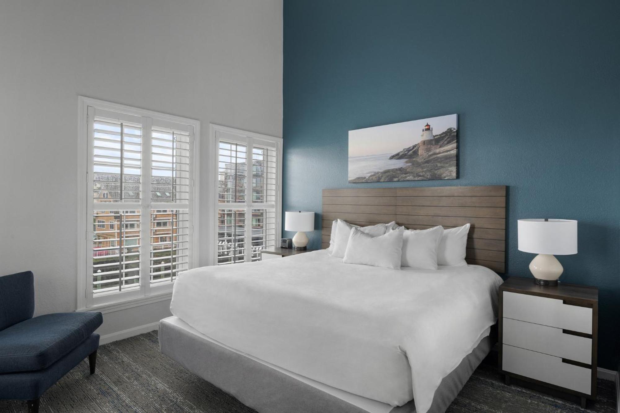Club Wyndham Newport Onshore Экстерьер фото